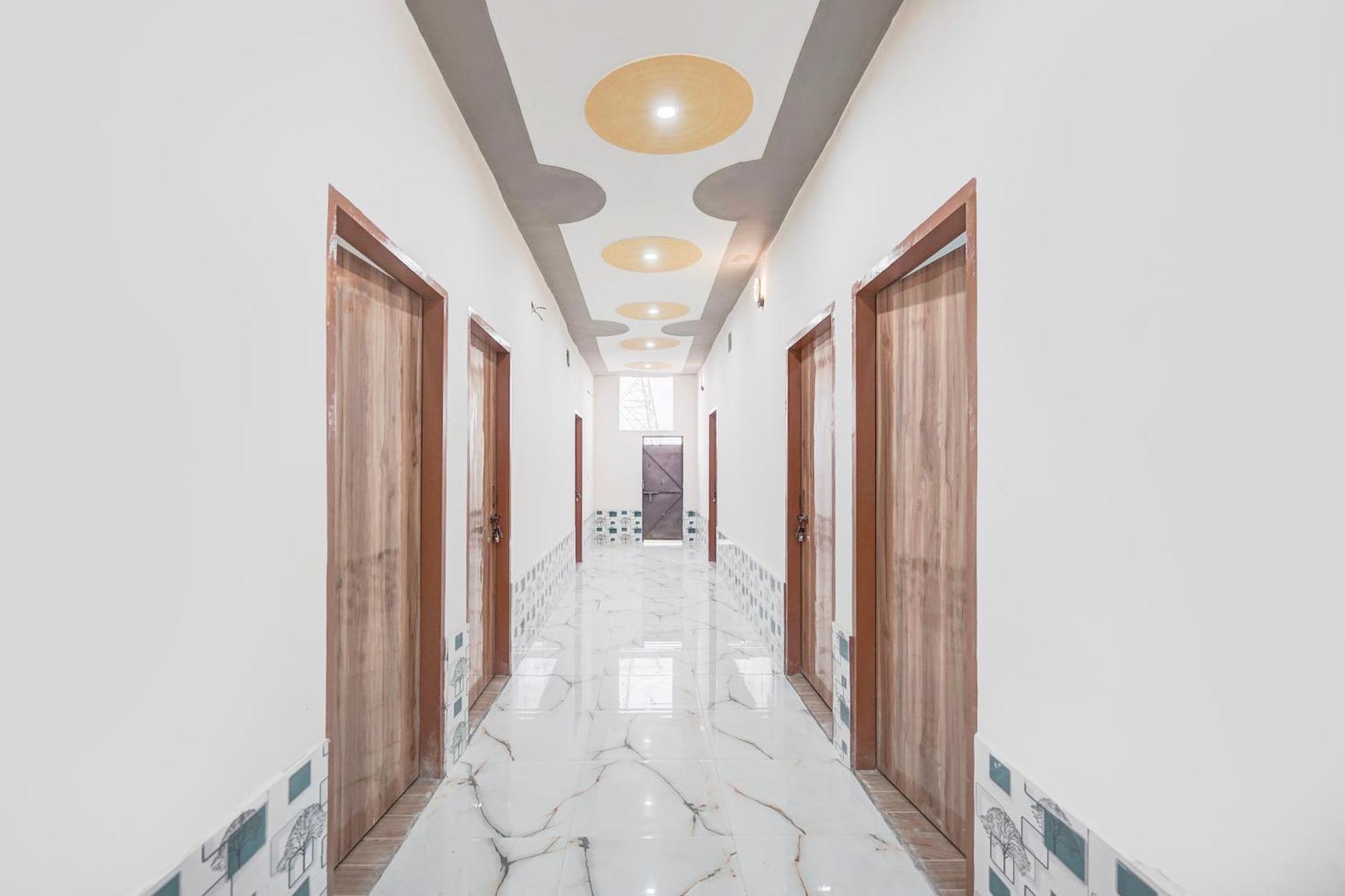 Hotel O Golden Bird Noida Exteriér fotografie