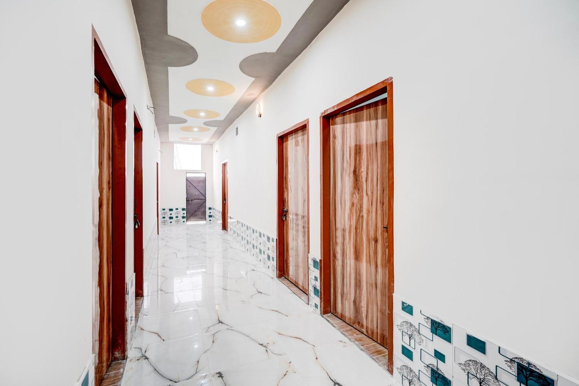 Hotel O Golden Bird Noida Exteriér fotografie